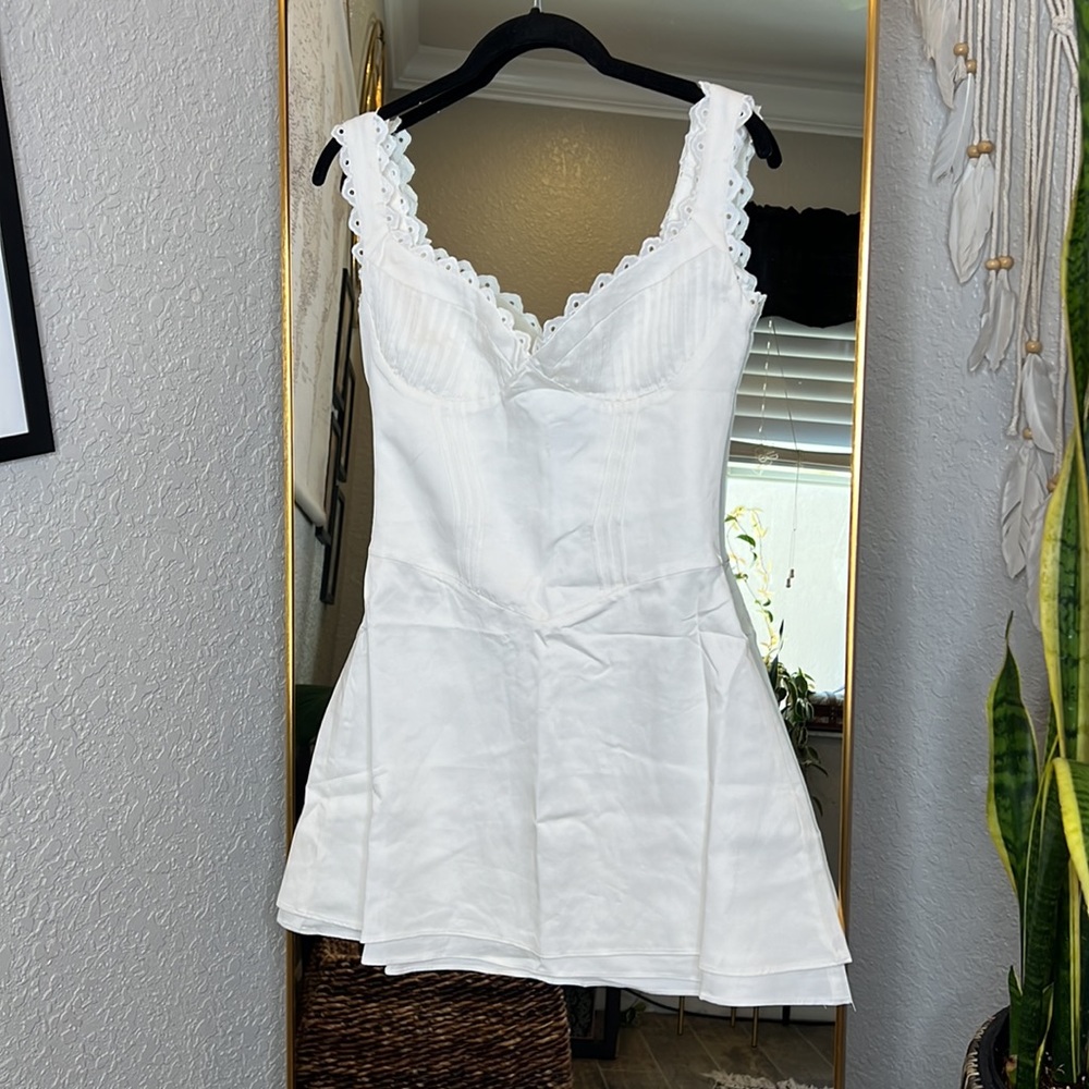 HOUSE OF CB 'Tilly' White Pin Tuck Mini Dress NWT - Picture 12 of 16